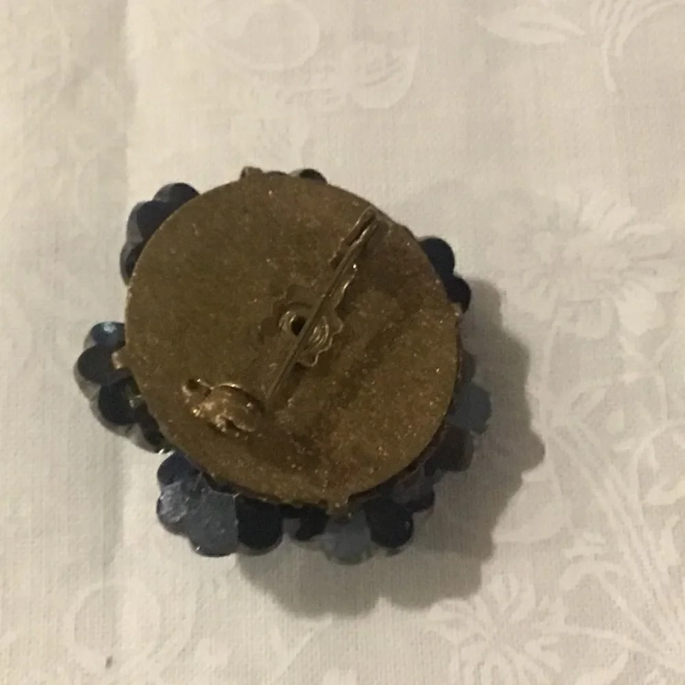Vintage Bright Blues Sequin Crystal Pin